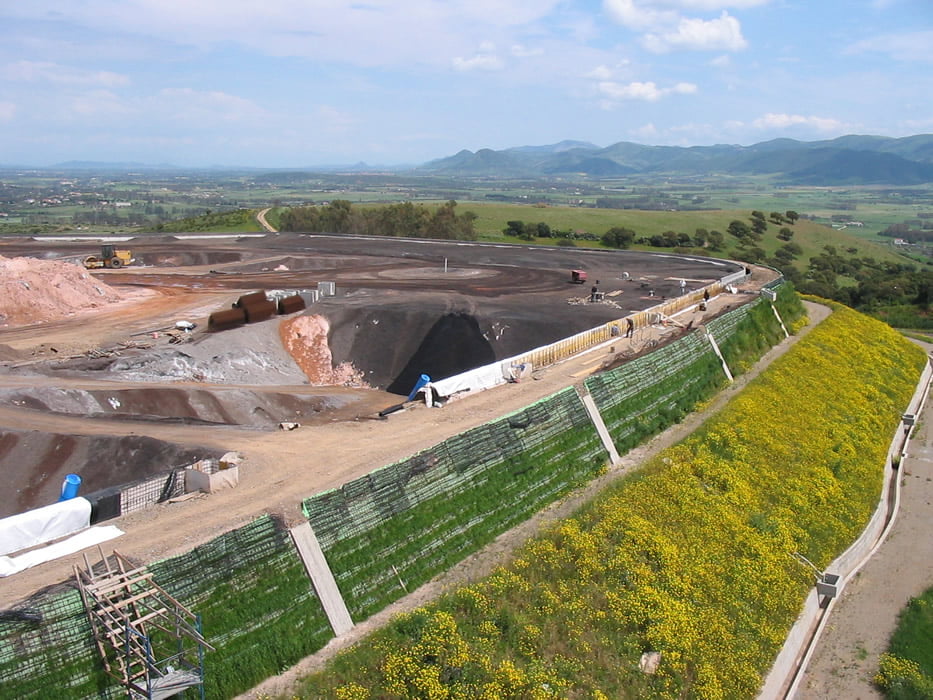 Virens Image Slider Landfill Renforced Soils In Sardinia